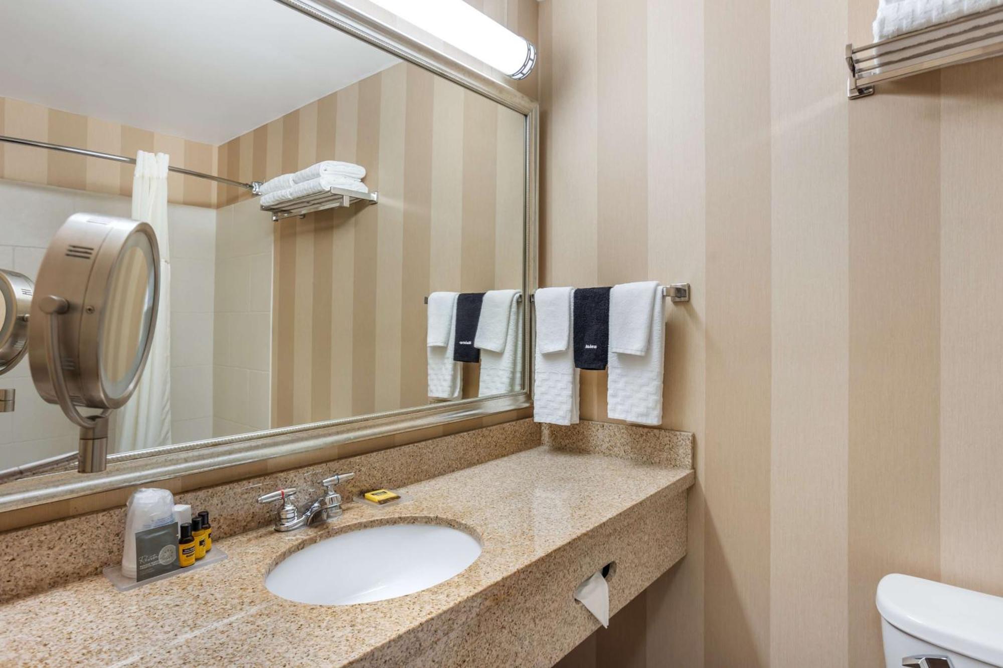 Best Western Plus University Park Inn & Suites State College Exteriér fotografie